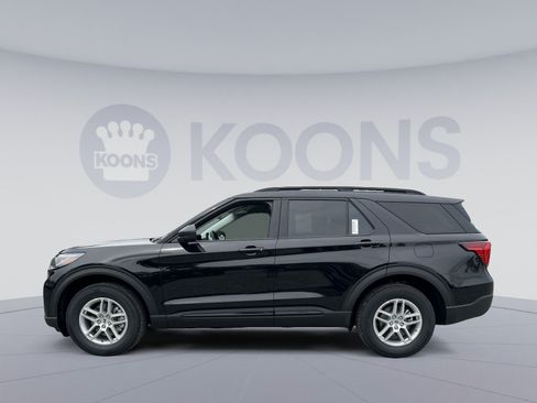 New 2026 Ford Explorer Active AWD/4WD image 2