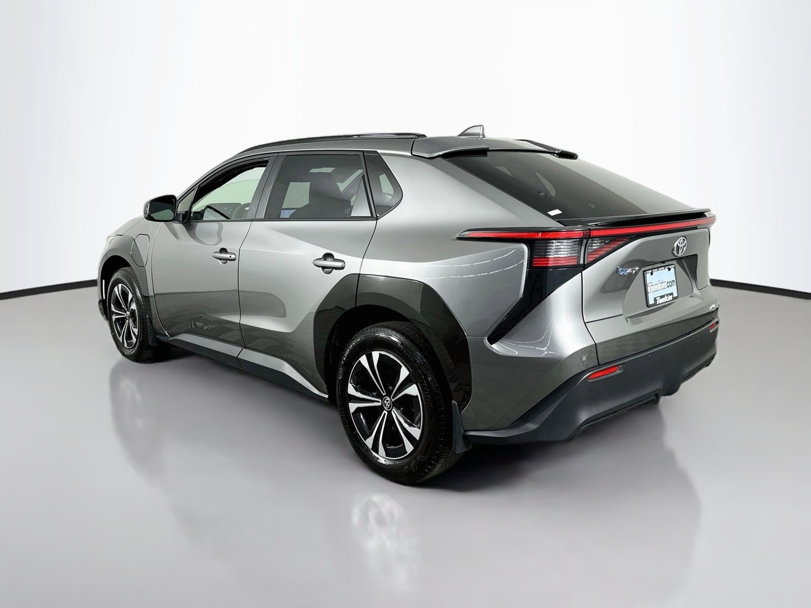 Certified 2023 Toyota bZ4X AWD image 5
