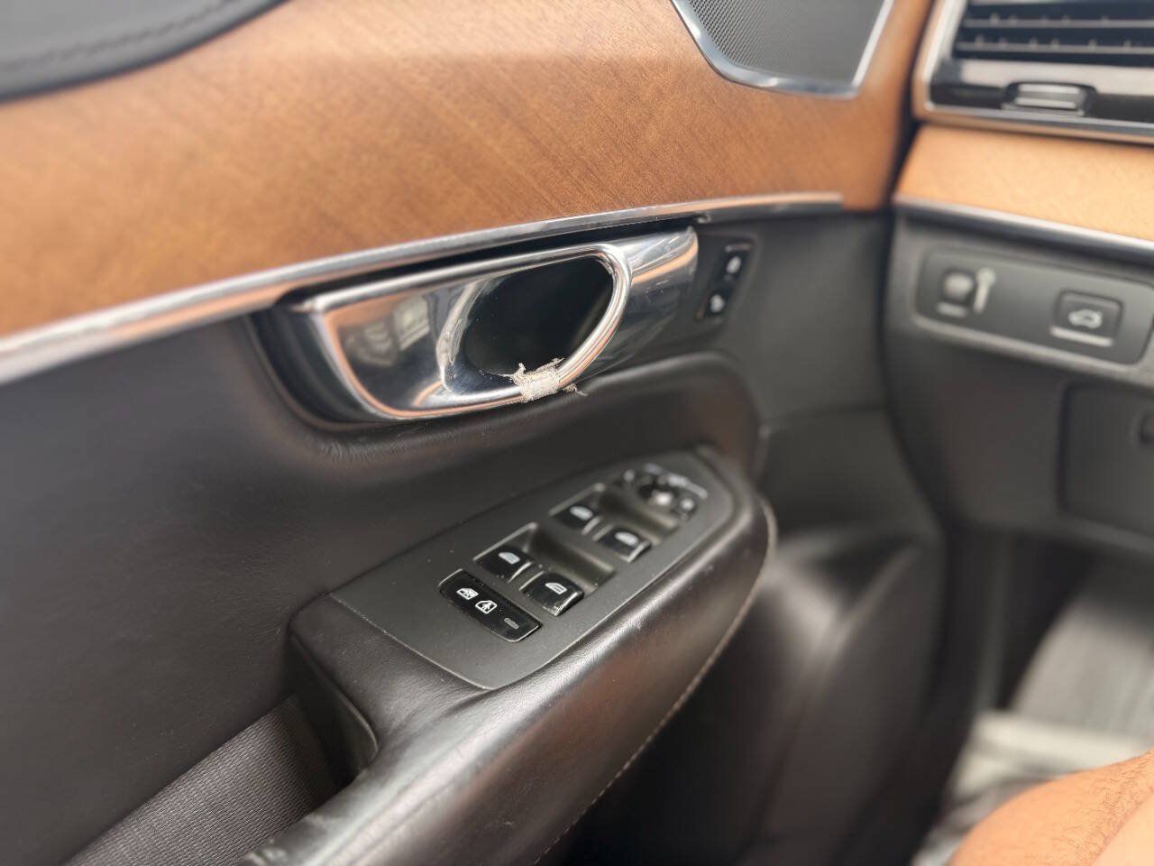 Used 2016 Volvo XC90 T6 Inscription AWD/4WD image 41