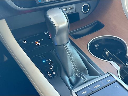 Used 2022 Lexus RX 350 FWD w/ Premium Package image 17