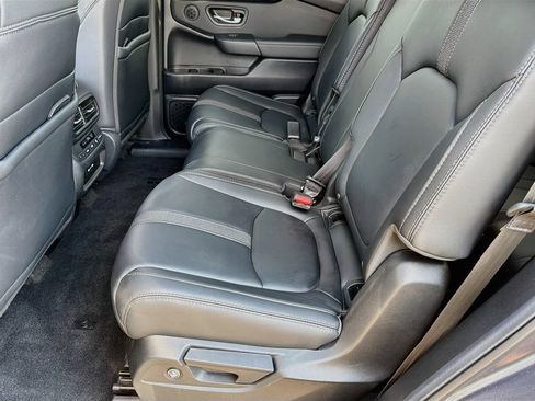 Used 2025 Honda Pilot EX-L image 26