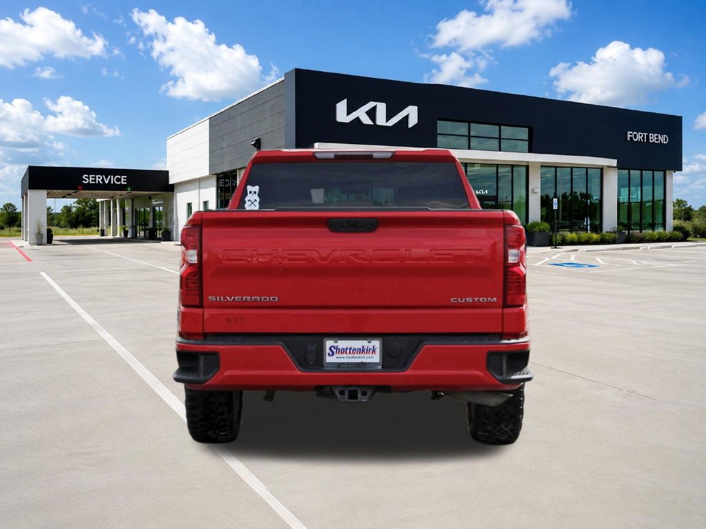 Used 2022 Chevrolet Silverado 1500 Custom AWD/4WD image 6
