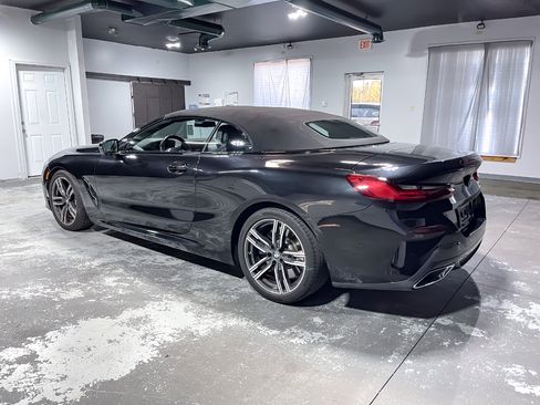Used 2022 BMW 840i Convertible w/ Driving Assistance Package image 6