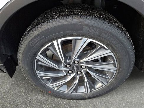 New 2026 Lincoln Aviator AWD image 8