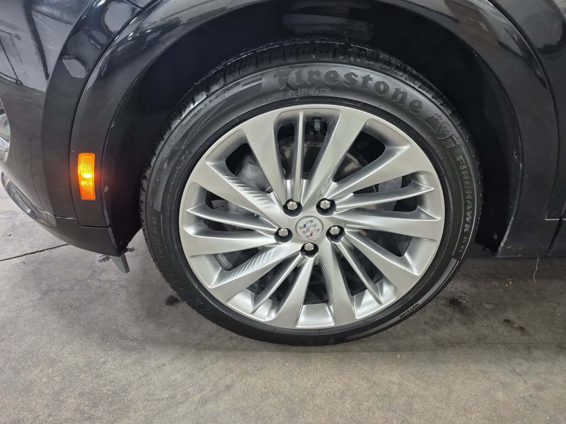 Used 2024 Buick Envision Avenir AWD/4WD image 34