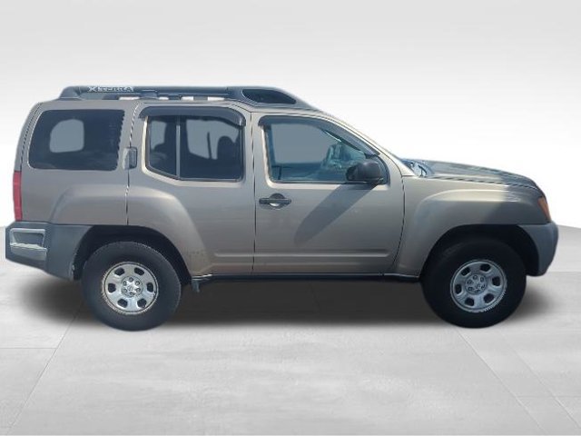 Used 2007 Nissan Xterra X w/ Power Pkg RWD image 3