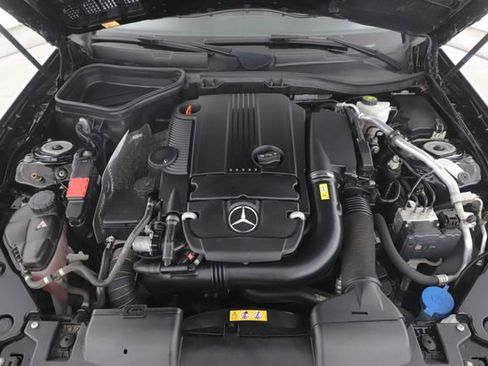 Used 2015 Mercedes-Benz SLK 250 image 15