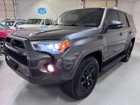 Used 2014 Toyota 4Runner SR5 Premium w/ Convenience Package AWD/4WD image 7