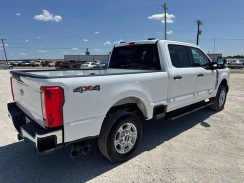Used 2026 Ford F250 XLT AWD/4WD image 5