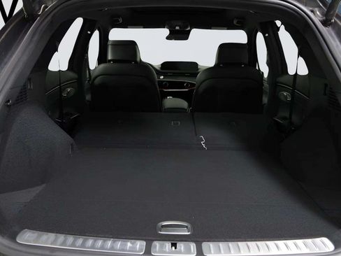 Used 2025 Genesis GV70 3.5T Sport w/ Sport Prestige Package AWD/4WD image 9
