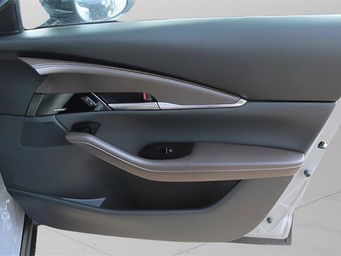 New 2025 MAZDA CX-30 2.5 Turbo w/ Premium Package image 29