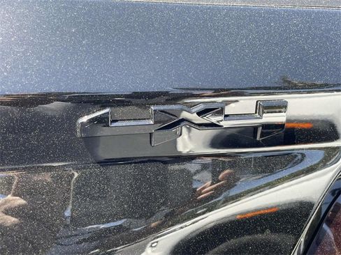 New 2025 GMC Canyon Elevation w/ Convenience Package image 8