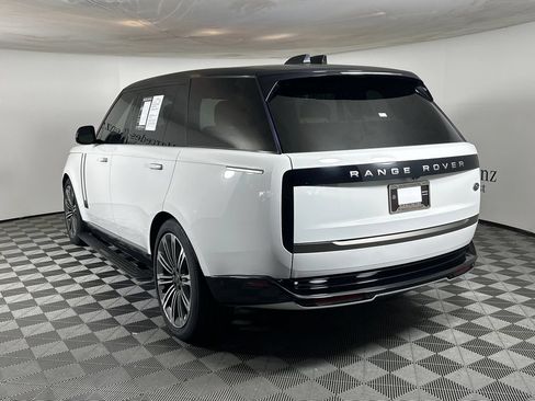 Used 2023 Land Rover Range Rover Long Wheelbase SE AWD/4WD image 5