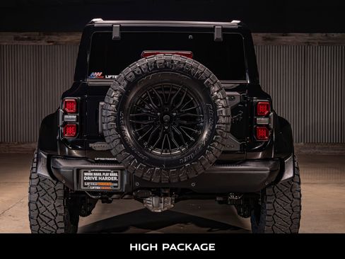 Used 2024 Ford Bronco Raptor w/ Interior Carbon Fiber Pack 6 image 8