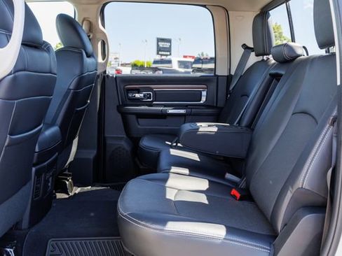 Used 2017 RAM 1500 Laramie w/ Convenience Group AWD/4WD image 8