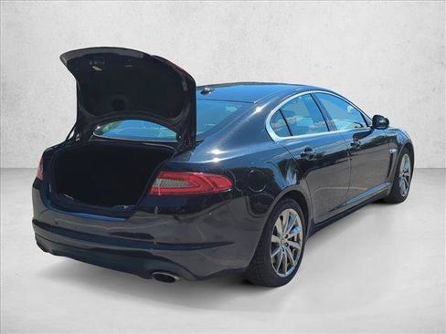 Used 2012 Jaguar XF RWD image 9