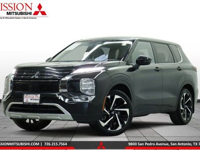 Used 2024 Mitsubishi Outlander SE