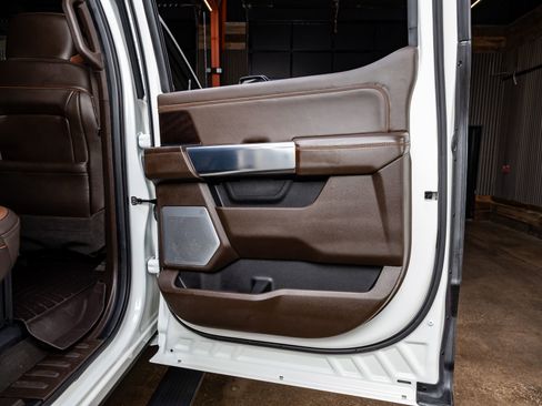 Used 2023 Ford F250 King Ranch w/ Chrome Package image 39