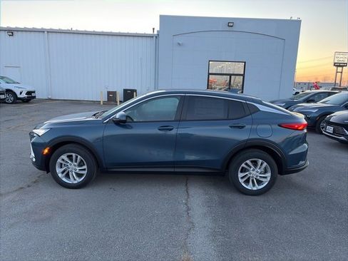 New 2026 Buick Envista Preferred w/ Convenience II Package image 3