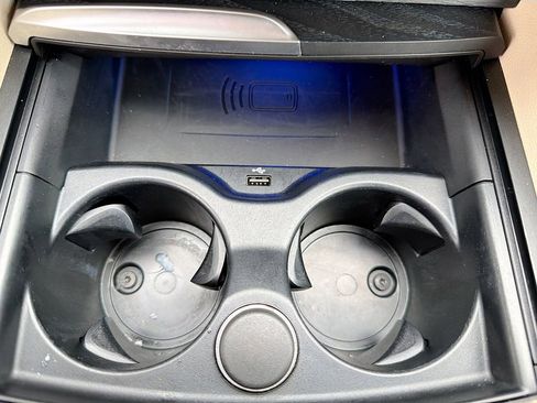 Used 2021 BMW 530i w/ Convenience Package image 31