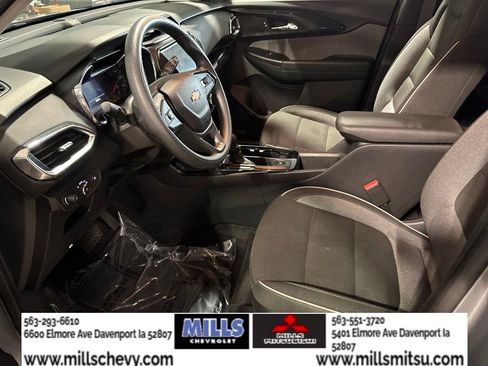 Used 2023 Chevrolet TrailBlazer LT w/ Convenience Package AWD/4WD image 10