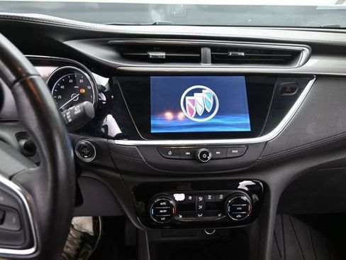 Used 2021 Buick Encore GX Essence w/ Experience Buick Package FWD image 21