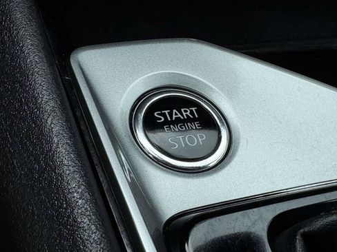 Used 2024 Nissan Altima 2.5 SV FWD image 8