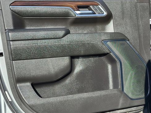 Certified 2024 GMC Sierra 1500 SLT image 6