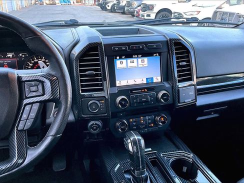 Used 2017 Ford F150 Raptor w/ Equipment Group 802A Luxury AWD/4WD image 7