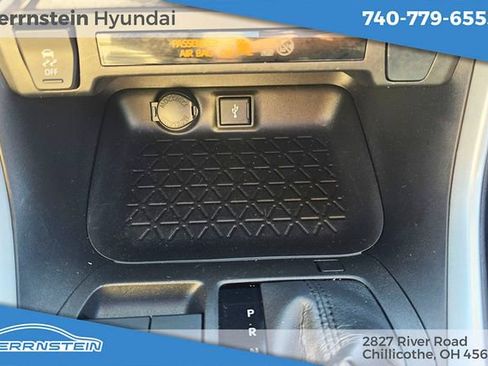 Used 2022 Toyota RAV4 XLE w/ Convenience Package AWD/4WD image 19