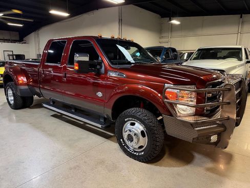 Used 2015 Ford F350 King Ranch w/ King Ranch w/Chrome Package image 1