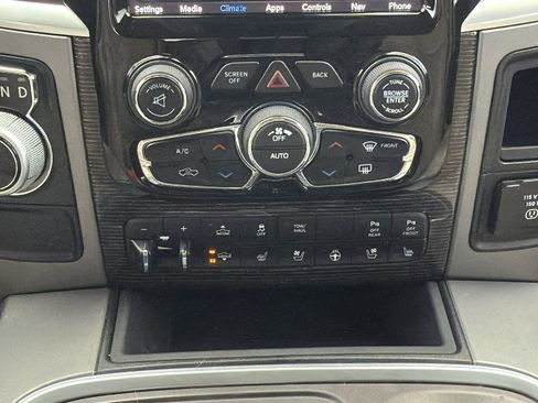 Used 2018 RAM 1500 Limited image 19