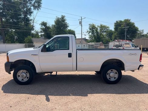 Used 2007 Ford F250 XL AWD/4WD image 4