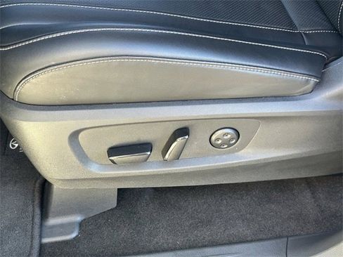 Certified 2025 INFINITI QX60 Luxe image 22