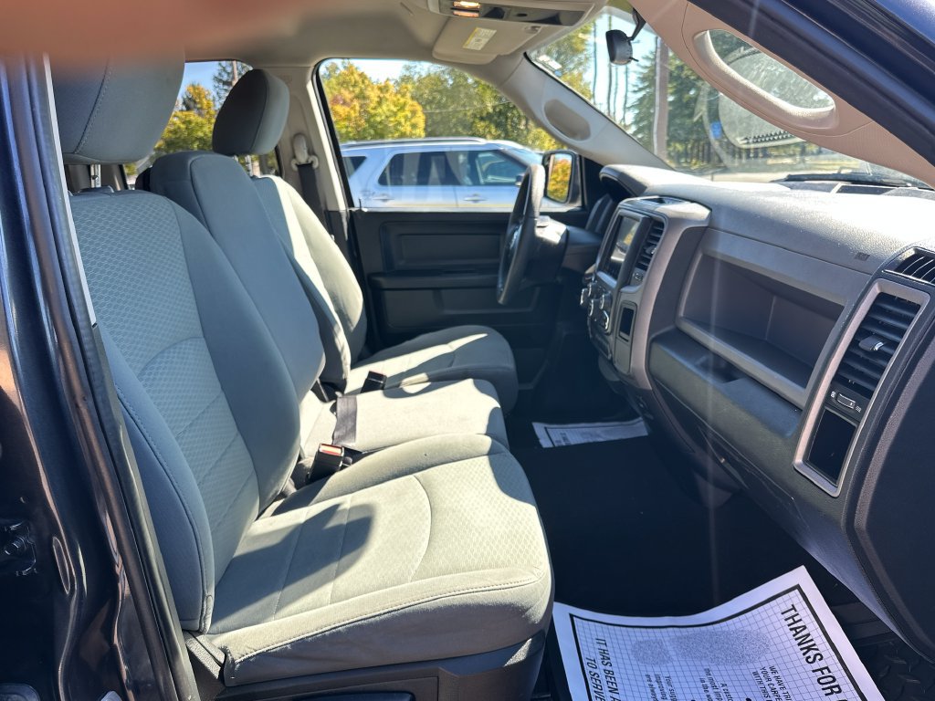 Used 2018 RAM 1500 Express w/ Express Value Package AWD/4WD image 20