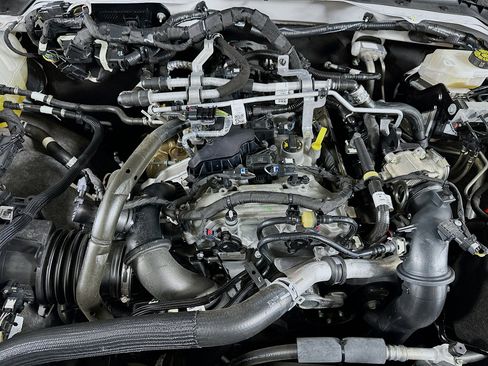 Used 2025 Ford Bronco Big Bend image 33