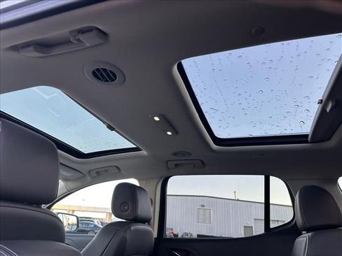 Certified 2021 GMC Acadia Denali w/ Denali Technology Package image 21