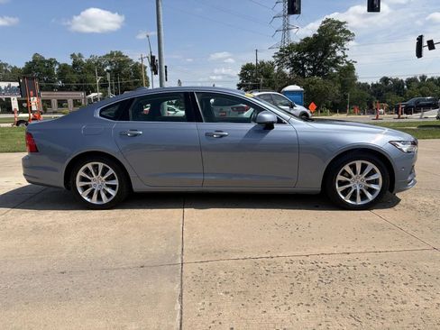Used 2017 Volvo S90 T6 Momentum w/ Climate Package AWD/4WD image 4
