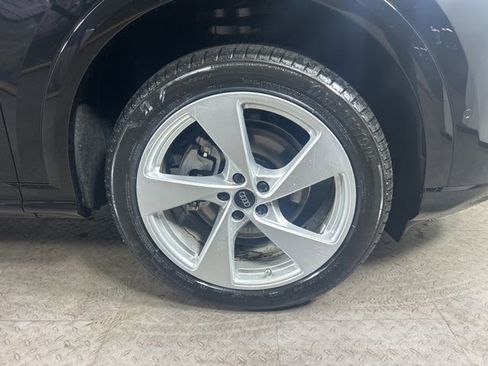 New 2025 Audi Q5 Premium Plus image 9