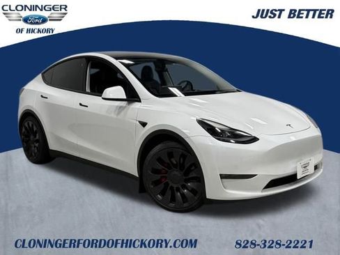 Used 2022 Tesla Model Y Performance image 1
