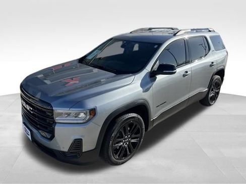 Used 2023 GMC Acadia SLE w/ Driver Convenience Package image 2