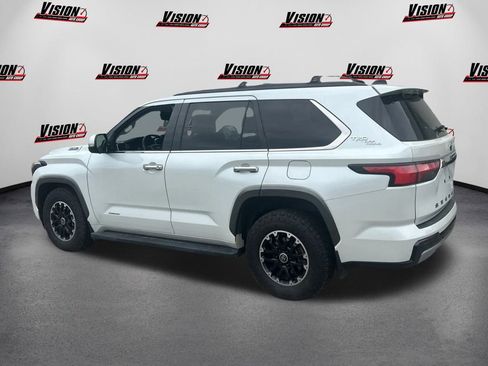 Used 2023 Toyota Sequoia Limited image 7