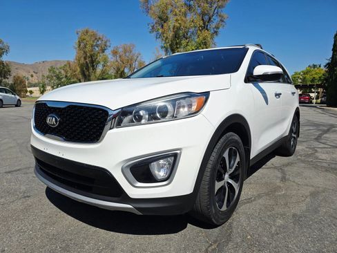Used 2017 Kia Sorento EX FWD image 3
