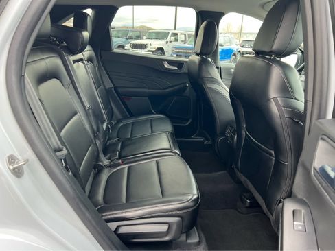 Used 2025 Ford Escape Platinum image 25