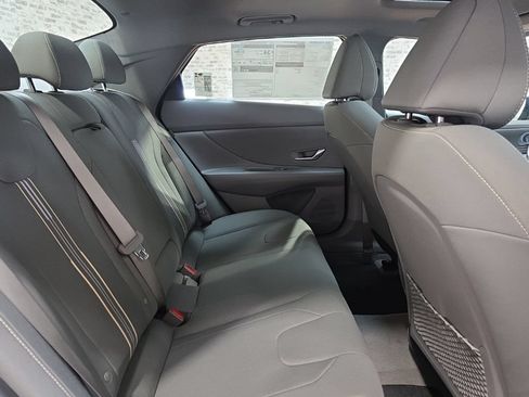 New 2026 Hyundai Elantra SEL Sport Premium FWD image 10