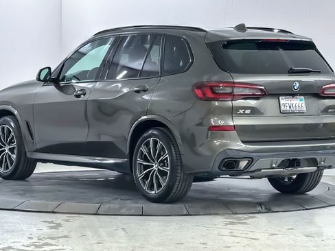 Used 2023 BMW X5 xDrive40i w/ M Sport Package AWD/4WD image 6