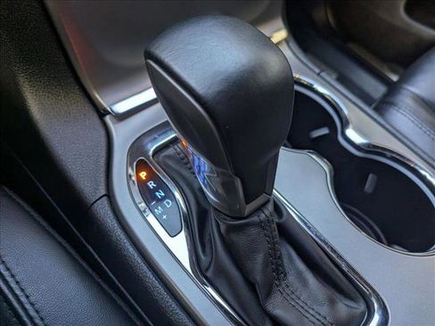 Used 2021 Jeep Grand Cherokee Limited w/ Trailer Tow Group IV image 12