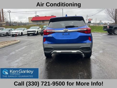 Used 2021 Kia Seltos LX image 11