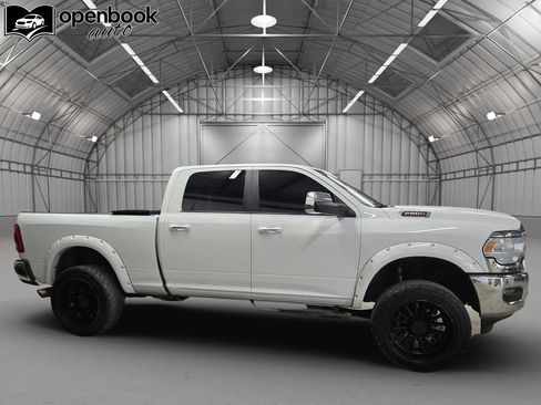 Used 2021 RAM 2500 Laramie AWD/4WD image 4