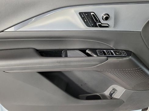 Certified 2024 Cadillac Lyriq Tech RWD image 19